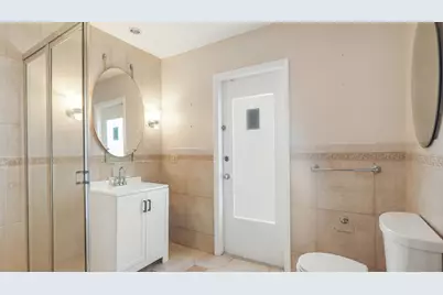 1120 E Tropical Way, Plantation, FL 33317 - Photo 23