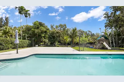 1120 E Tropical Way, Plantation, FL 33317 - Photo 13