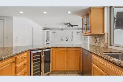 1120 E Tropical Way, Plantation, FL 33317 - Photo 7