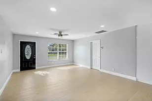 1414 Michigan Dr, Lake Worth Beach, FL 33461 - Photo 5