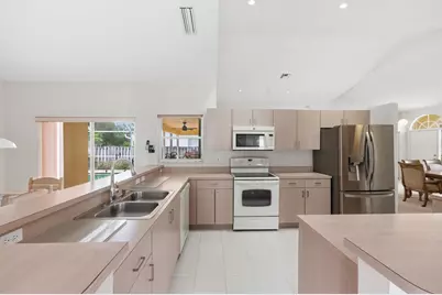 9099 Cavatina Place, Boynton Beach, FL 33472 - Photo 21