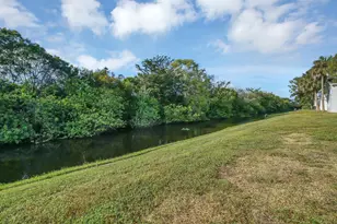 1141 Lake Victoria Dr, West Palm Beach, FL 33411 - Photo 17