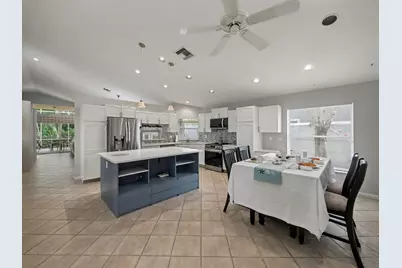 157 Harbor Lake Circle, Greenacres, FL 33413 - Photo 9