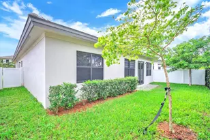 17451 SW 41st St, Miramar, FL 33029 - Photo 1