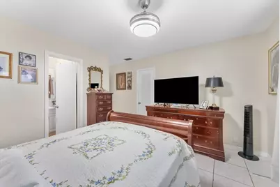 5713 NW 84th Terrace, Tamarac, FL 33321 - Photo 13