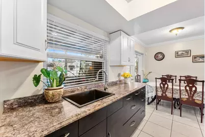 5713 NW 84th Terrace, Tamarac, FL 33321 - Photo 9