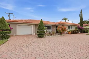 1140 Morse Blvd, Singer Island, FL 33404 - Photo 3