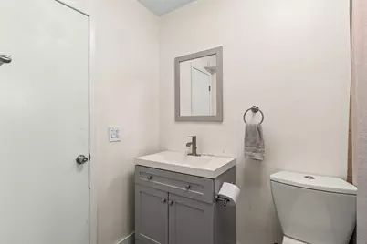 1121 N 66th Terrace, Hollywood, FL 33024 - Photo 15