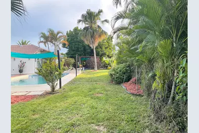 10477 NW 4th Street, Coral Springs, FL 33071 - Photo 27
