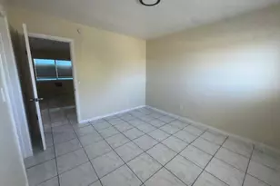 1751 NE 31st St, Pompano Beach, FL 33064 - Photo 5