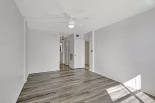 500 Executive Center Dr, West Palm Beach, FL 33401 - Photo 19