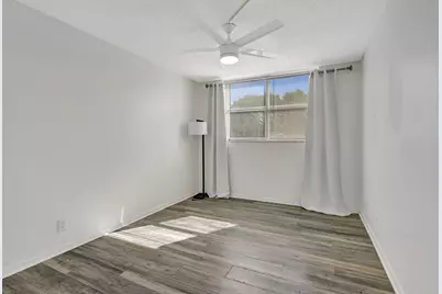 500 Executive Center Drive #3-j, West Palm Beach, FL 33401 - Photo 17