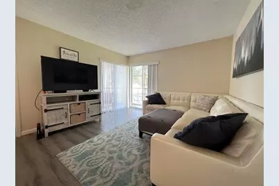 1807 Fairview Villas Drive #3, Palm Springs, FL 33406 - Photo 7