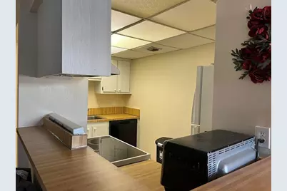 1807 Fairview Villas Drive #3, Palm Springs, FL 33406 - Photo 5