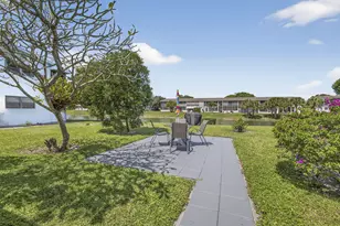 106 Camden E, West Palm Beach, FL 33417 - Photo 31