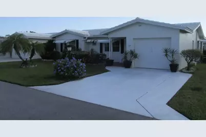 1104 W Ocean Avenue, Boynton Beach, FL 33426 - Photo 1