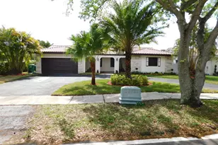 21411 Highland Lakes Blvd, Miami, FL 33179 - Photo 37
