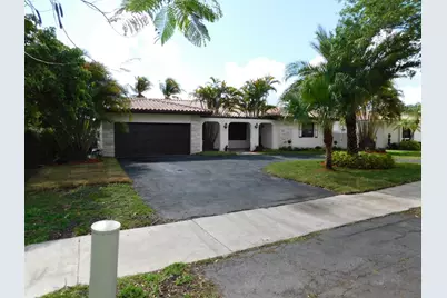 21411 Highland Lakes Boulevard, Miami, FL 33179 - Photo 1