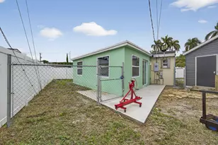 9141 Birmingham Dr, Palm Beach Gardens, FL 33410 - Photo 41