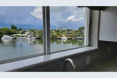 333 Sunset Drive #208, Fort Lauderdale, FL 33301 - Photo 3
