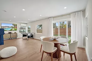 3268 Sapphire Rd, Lake Worth, FL 33462 - Photo 9