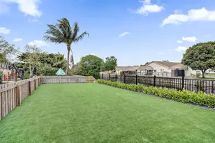 3268 Sapphire Rd, Lake Worth, FL 33462 - Photo 41