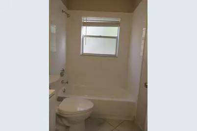 4111 NW 114th Avenue, Coral Springs, FL 33065 - Photo 11