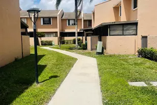 139 Sparrow Dr, Royal Palm Beach, FL 33411 - Photo 21