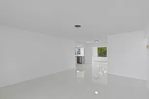 4300 NW 45th Terrace, Lauderdale Lakes, FL 33319 - Photo 9