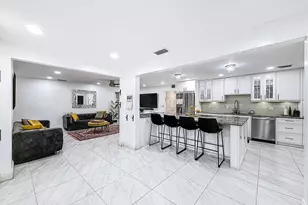 9990 NW 38th St, Coral Springs, FL 33065 - Photo 15