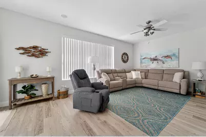 527 NW Bellworth Place, Jensen Beach, FL 34957 - Photo 21