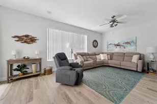 527 NW Bellworth Pl, Jensen Beach, FL 34957 - Photo 21