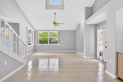 8111 Northboro Court #11b, Lake Clarke Shores, FL 33406 - Photo 9