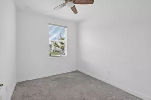 211 SE Woodbark St, Port Saint Lucie, FL 34984 - Photo 21