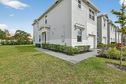 211 SE Woodbark Street, Port Saint Lucie, FL 34984 - Photo 43
