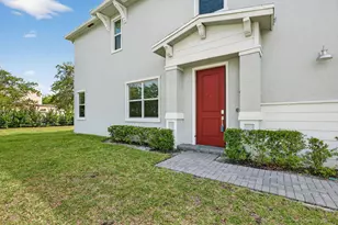 211 SE Woodbark St, Port Saint Lucie, FL 34984 - Photo 13