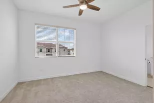 211 SE Woodbark St, Port Saint Lucie, FL 34984 - Photo 37