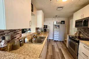 10313 Boynton Pl Cir, Boynton Beach, FL 33437 - Photo 9