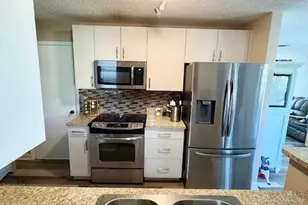 10313 Boynton Pl Cir, Boynton Beach, FL 33437 - Photo 15