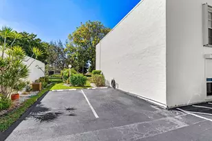 2561 Boundbrook Blvd, Palm Springs, FL 33406 - Photo 3