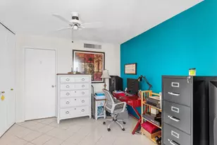 2561 Boundbrook Blvd, Palm Springs, FL 33406 - Photo 19