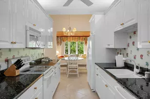 5011 SE Burning Tree Cir, Stuart, FL 34997 - Photo 13