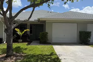 1739 N Dovetail Dr, Fort Pierce, FL 34982 - Photo 1