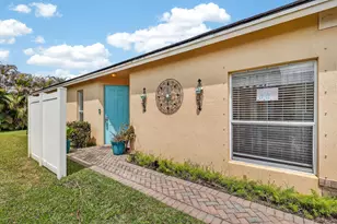 9724 SW Eastbrook Cir, Port Saint Lucie, FL 34987 - Photo 3