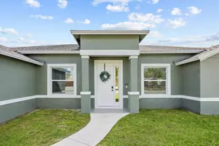 621 SE Prineville St, Port Saint Lucie, FL 34983 - Photo 3