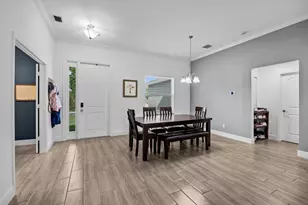 621 SE Prineville St, Port Saint Lucie, FL 34983 - Photo 7