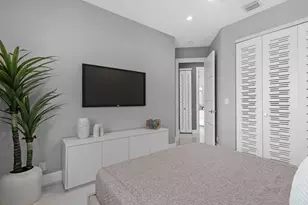 1792 Bay Dr, Pompano Beach, FL 33062 - Photo 23