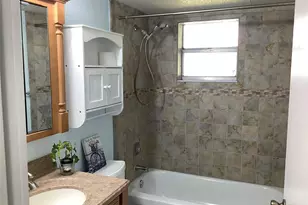 70 Normandy B, Delray Beach, FL 33484 - Photo 19