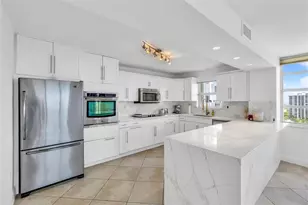 2750 NE 183rd St, Aventura, FL 33160 - Photo 11