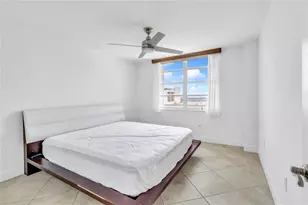 2750 NE 183rd St, Aventura, FL 33160 - Photo 21